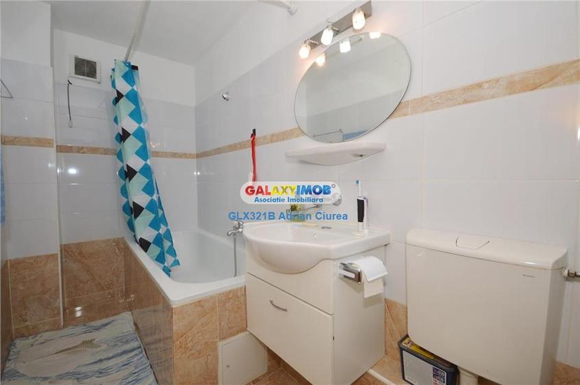 Apartament cu 3 camere decomandat, mobilat în Nerva Traian