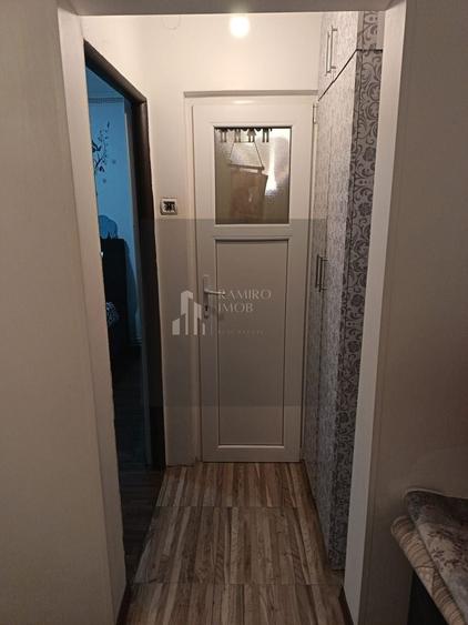 Apartament cu 3 camere semidecomandat, mobilat în Ferentari