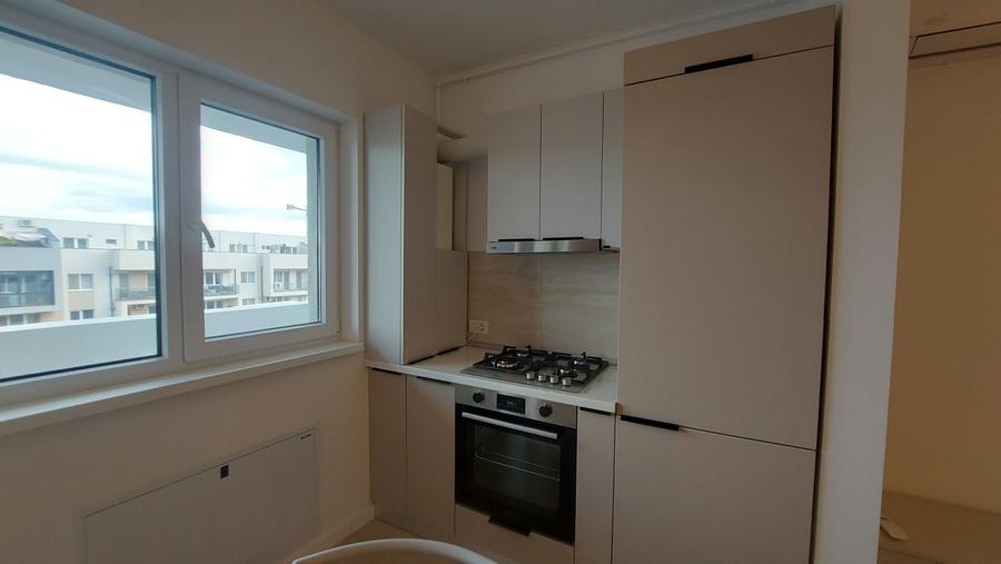 Apartament cu 2 camere semidecomandat în Berceni