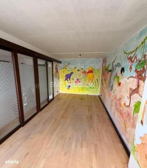 Apartament cu 4 camere în Crângași