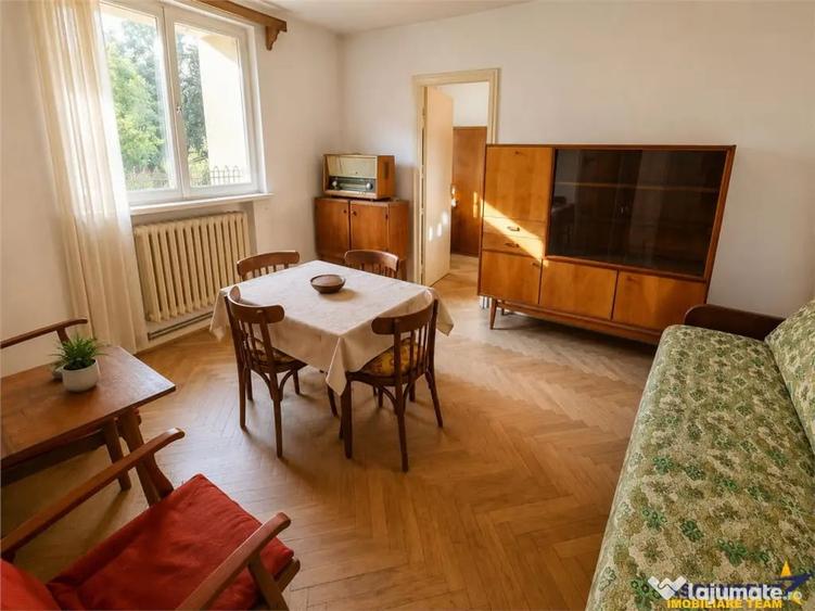 Apartament cu 2 camere nedecomandat în Central