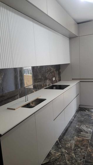 Apartament cu 3 camere în Sud