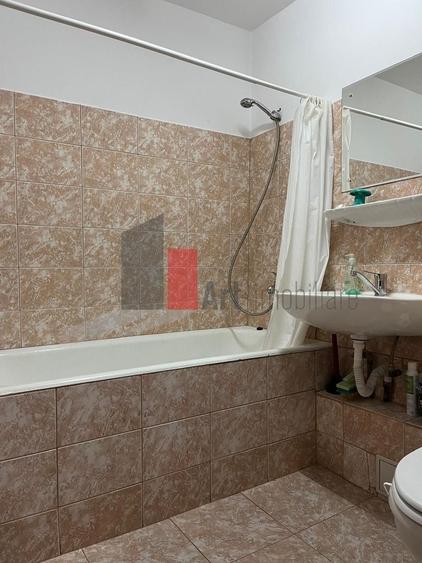 Apartament cu 2 camere semidecomandat în Drumul Taberei
