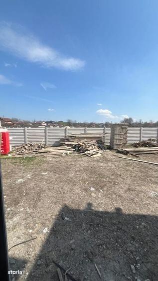 Casă cu 4 camere în Șimnicu de Jos