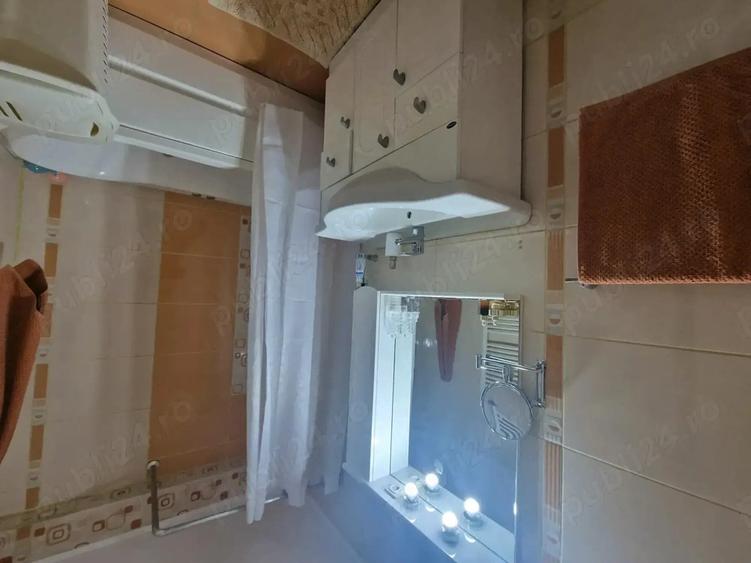 Apartament cu 3 camere decomandat în Nord