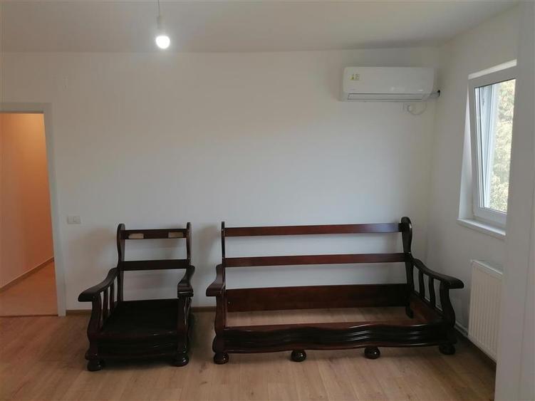 Apartament cu 2 camere semidecomandat în Girocului