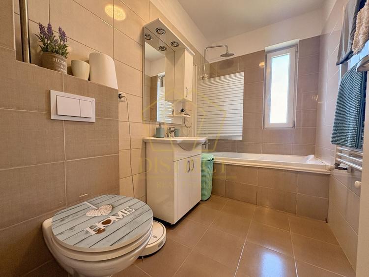 Apartament cu 2 camere semidecomandat, mobilat în Giroc