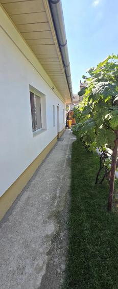 Casa in centru str Mihai Eminescu - 7