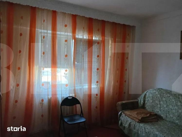 Apartament cu 4 camere decomandat în Central
