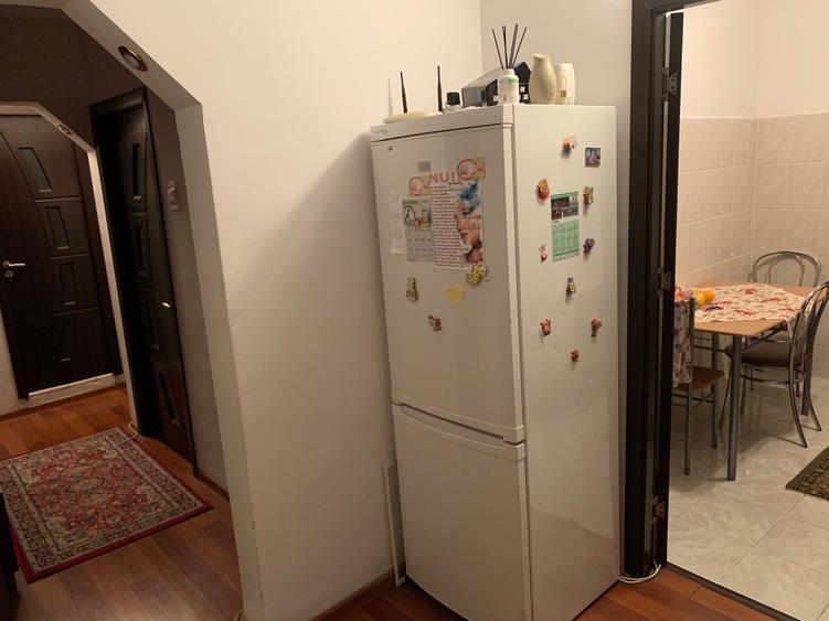 Apartament cu 3 camere decomandat în Dorobanți