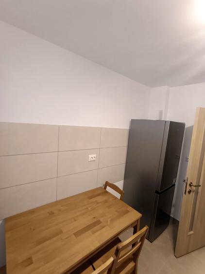 Prima inchiriere - 3 camere - Metrou Stefan cel Mare - 14