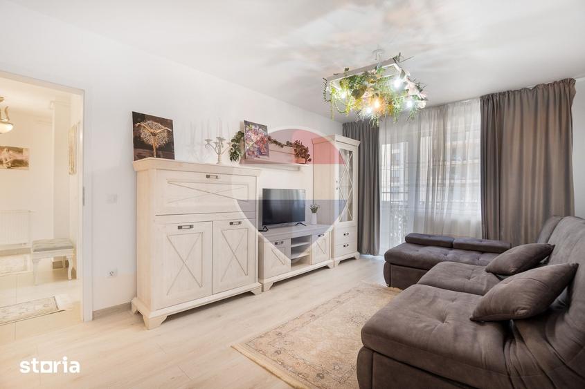 Apartament cu 2 camere decomandat în Tractorul