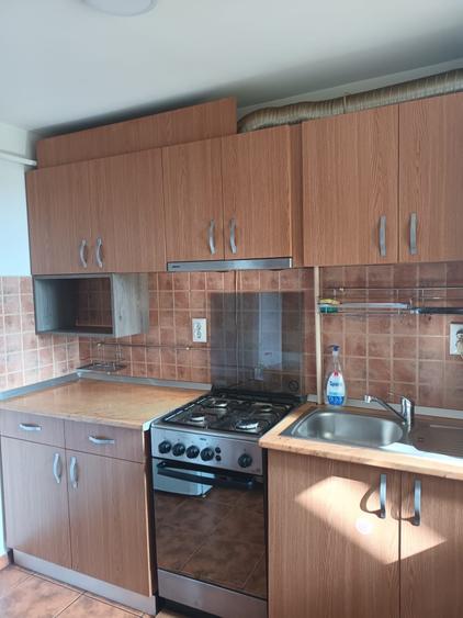 Apartament cu 2 camere decomandat în Universității