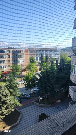 De inchiriat apartament 4 camere,in L2,Iuliu Maniu - 3