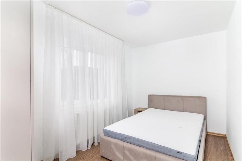 Apartament cu 3 camere semidecomandat, mobilat în Mănăștur