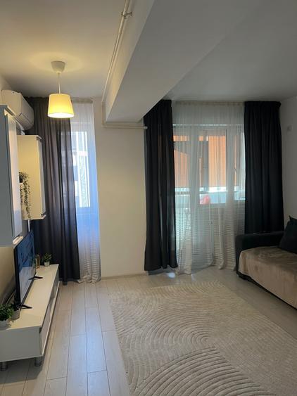 Apartament cu 2 camere decomandat în Exterior Vest