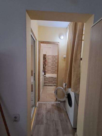 Apartament cu 2 camere semidecomandat în Obor