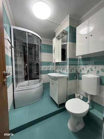 Apartament cu 3 camere decomandat în Micro 16