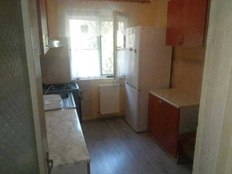 Apartament cu 2 camere nedecomandat în Remetea Mare