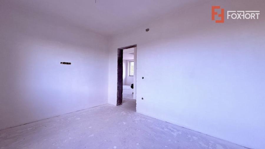 Casă cu 2 camere cu Teren 280 Mp în Sânandrei