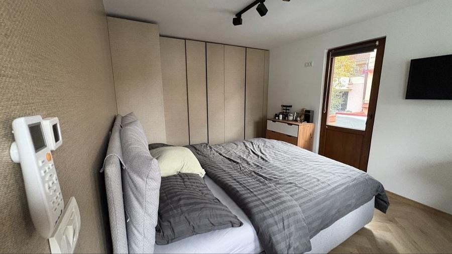 Casa individuala, complet renovata, ultracentral Str. Colonel Buzoianu nr. 43 Proprietar - 6