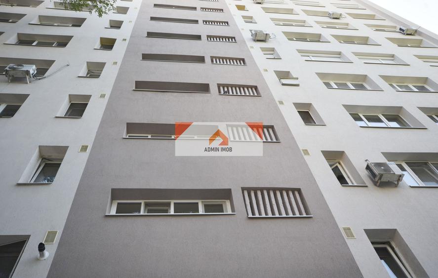 Apartament cu 3 camere semidecomandat în Drumul Taberei