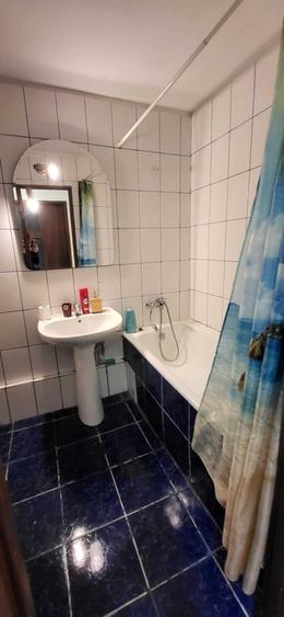 Apartament cu 2 camere decomandat în Moșilor