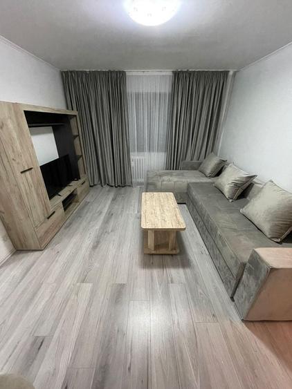 Apartament cu 2 camere semidecomandat în Exterior Vest