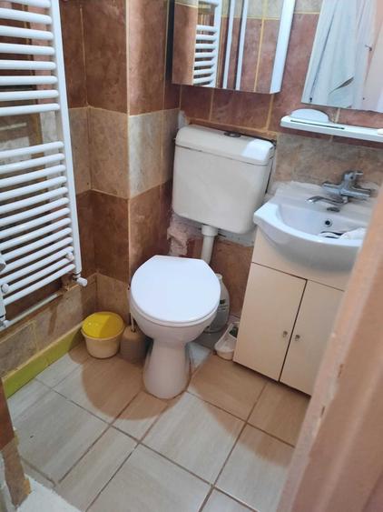 Inchriez apartament 2 camere - 5