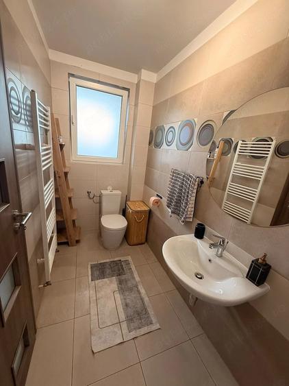 Apartament cu 2 camere semidecomandat în Florești