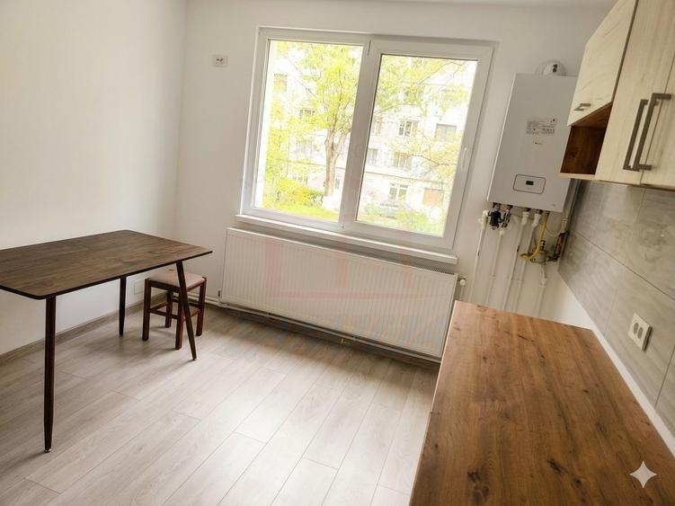 Vanzare apartament cu 2 camere la et 1, Micro 19, 30 mp, 45.000 EURO - 2