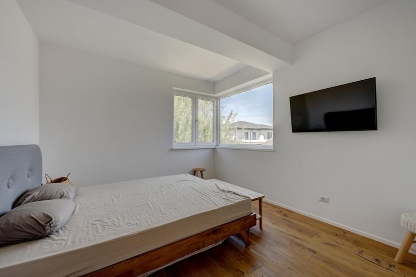 Duplex cu 4 camere cu Teren 302 Mp în Odăi