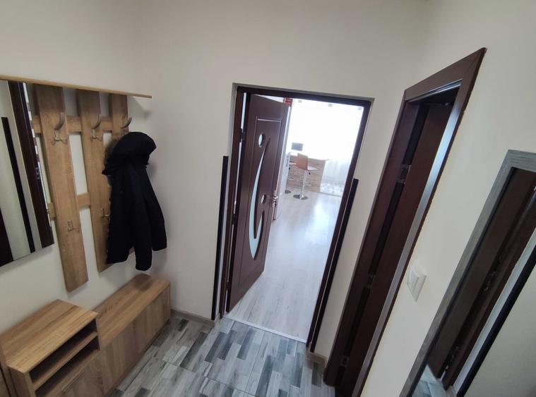Garsonieră decomandată în Rogerius