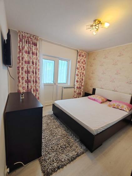 Apartament cu 2 camere decomandat în E3