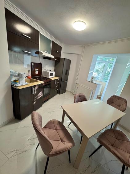 Inchiriez apartament cu 2 camere Nufarul - 1