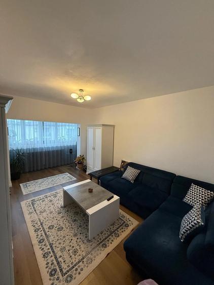 Apartament cu 3 camere decomandat în Valea Lupului