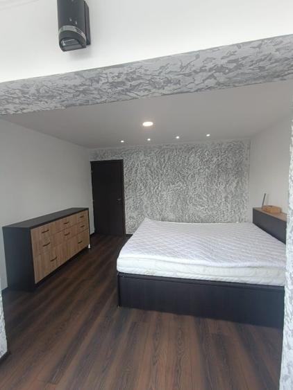 Apartament cu 3 camere decomandat, mobilat în Dorobanților
