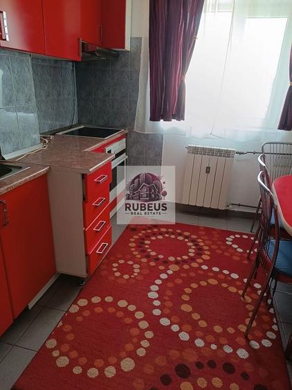 Apartament cu 4 camere decomandat, mobilat în Kiseleff