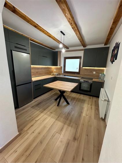 Casă cu 6 camere cu Teren 1000 Mp în Avrig