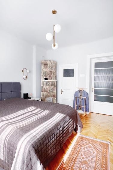 Apartament cu 3 camere circular, mobilat în Dacia
