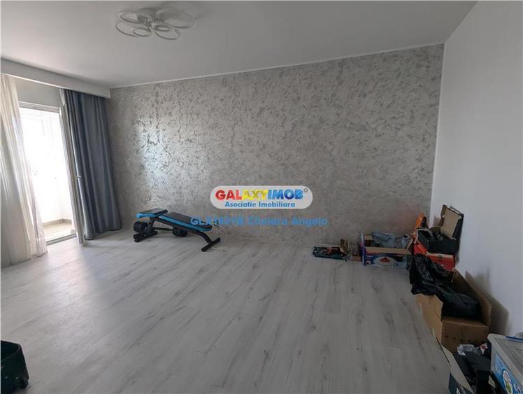 Apartament cu 3 camere decomandat în Rahova