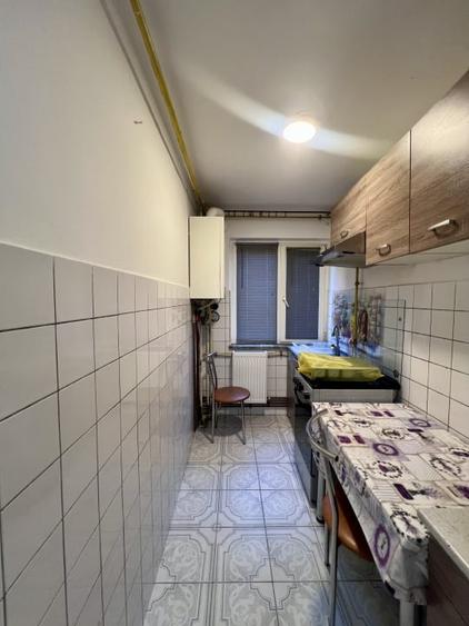 Apartament cu 2 camere semidecomandat, mobilat în P-ța Doina