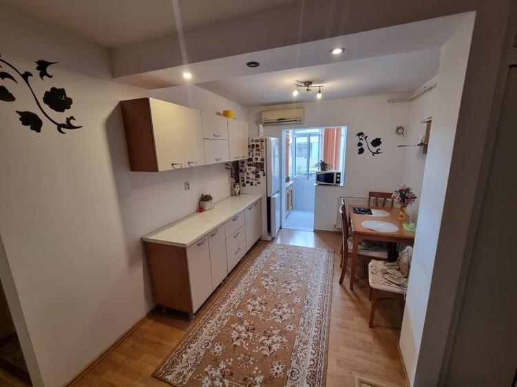 Apartament cu 2 camere în Ampoi 3