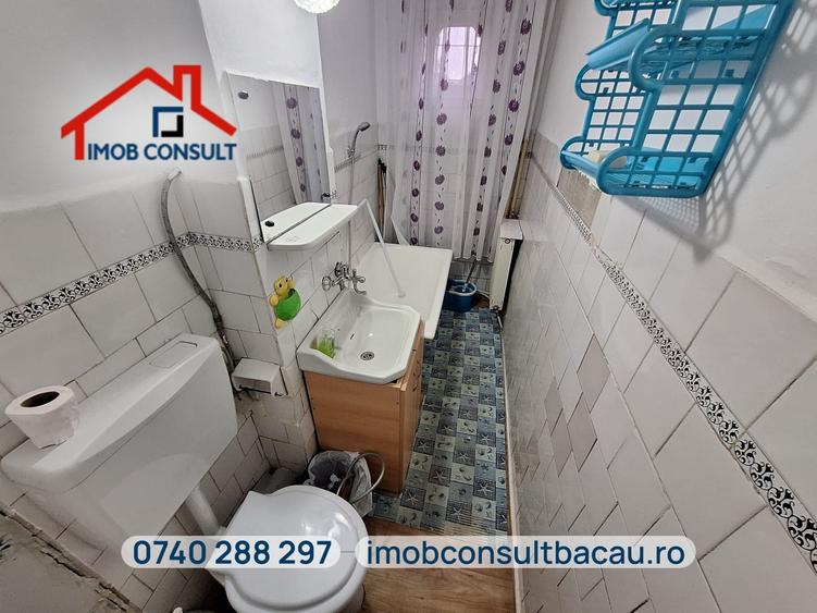 Apartament cu 2 camere nedecomandat în Energiei