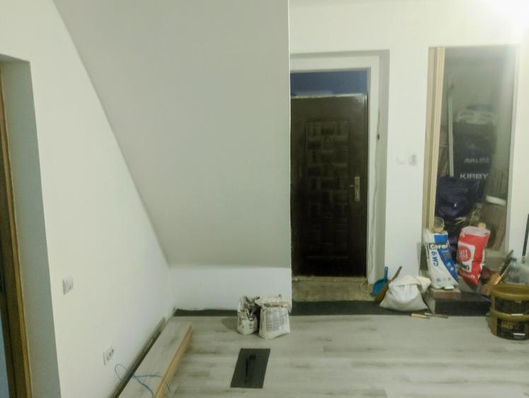 Casă individuală cu 2 camere cu Canalizare în Traian