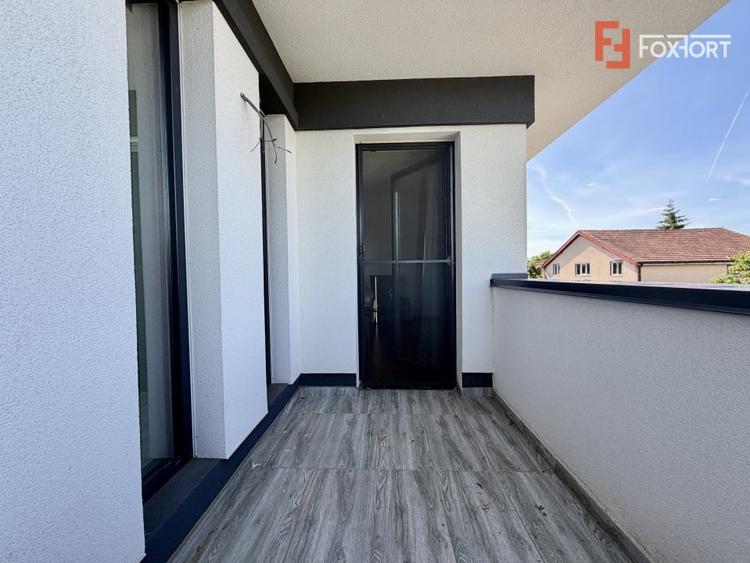 Duplex cu 4 camere cu Teren 430 Mp în Sânandrei