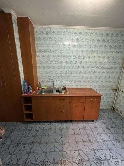 Apartament cu 3 camere decomandat în Drumul Taberei