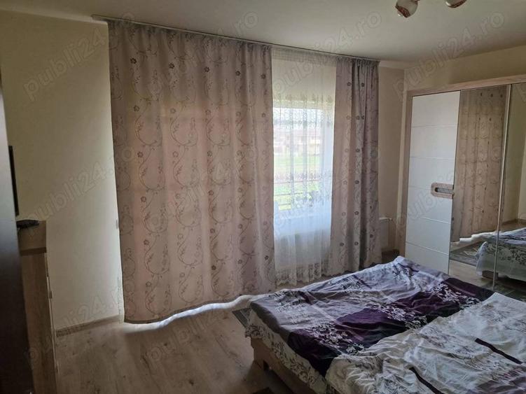Casă cu 6 camere în Florești