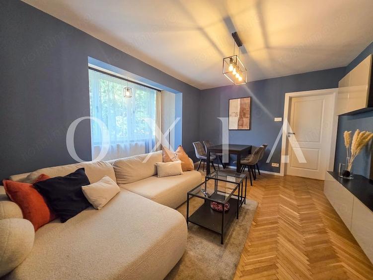 Apartament cu 3 camere semidecomandat în Circumvalațiunii