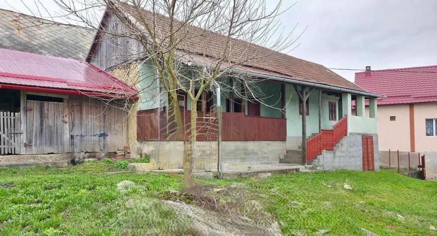 Casă individuală cu 3 camere cu Teren 2278 Mp în Sâncraiu